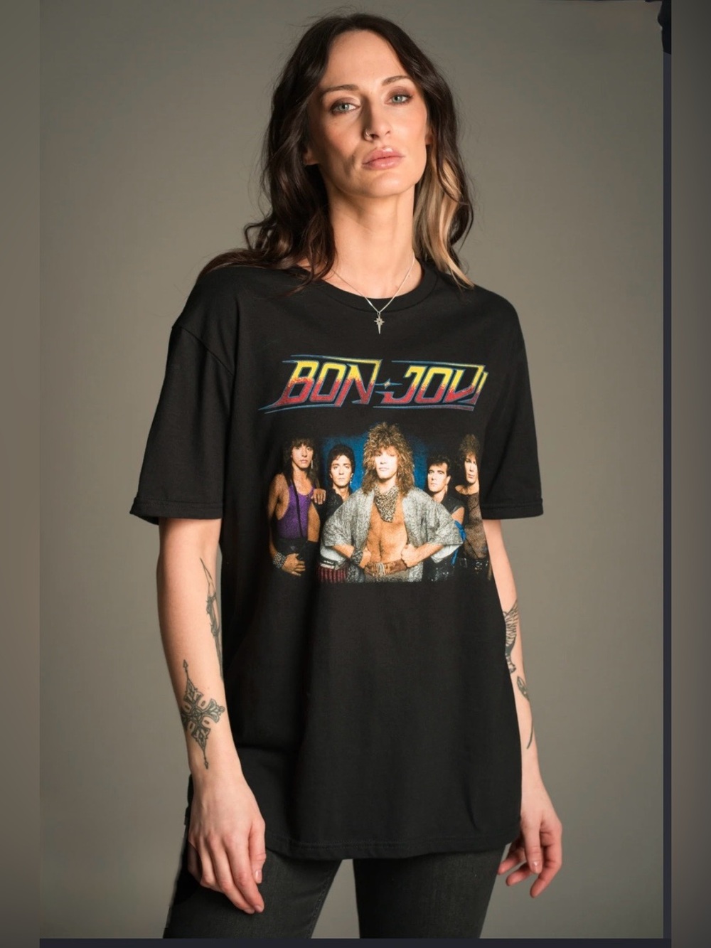 Bon Jovi Black Graphic Band Tee size Small